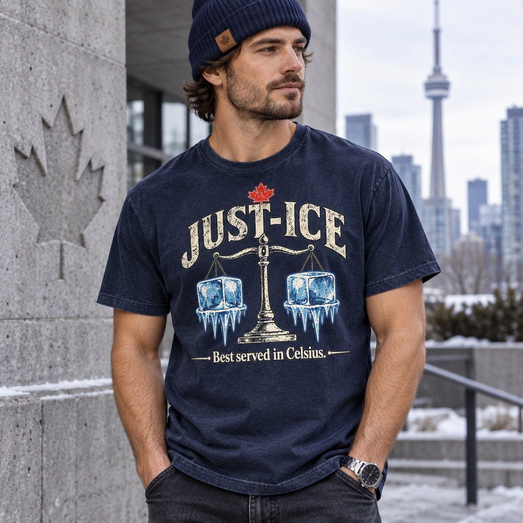 Mise en scène du t-shirt bleu marine Just-Ice à Toronto